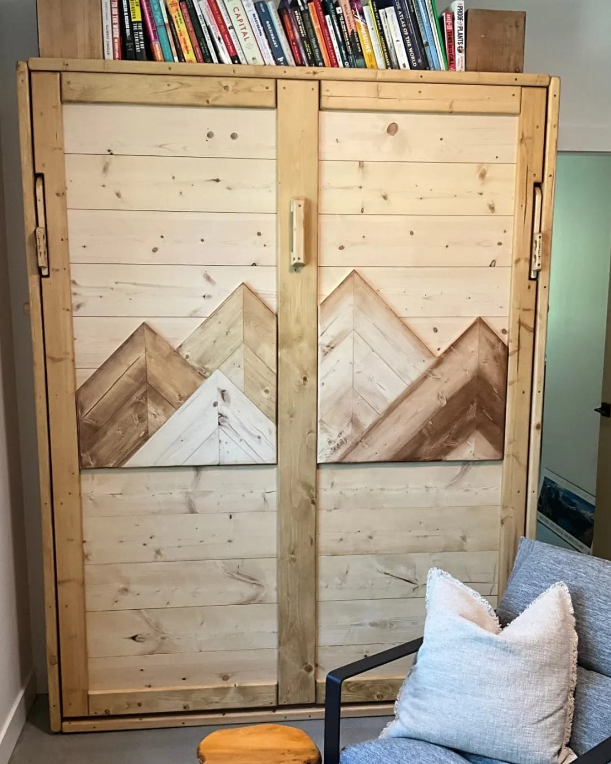 Queen Murphy Bed - Golden Oak & Brown Mountains - Kootenay Murphy Beds
