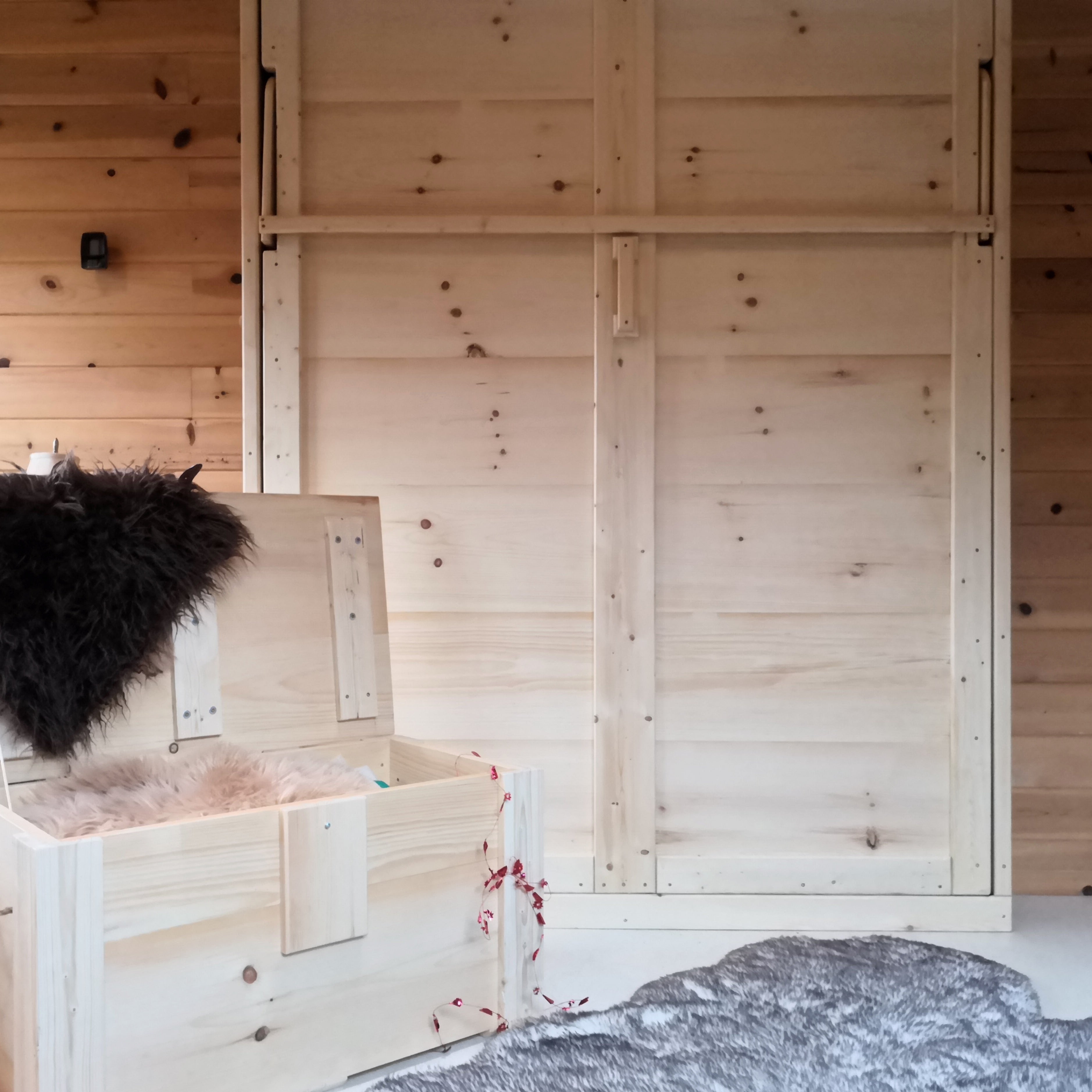 Double Murphy Bed Natural Pine - Kootenay Murphy Beds