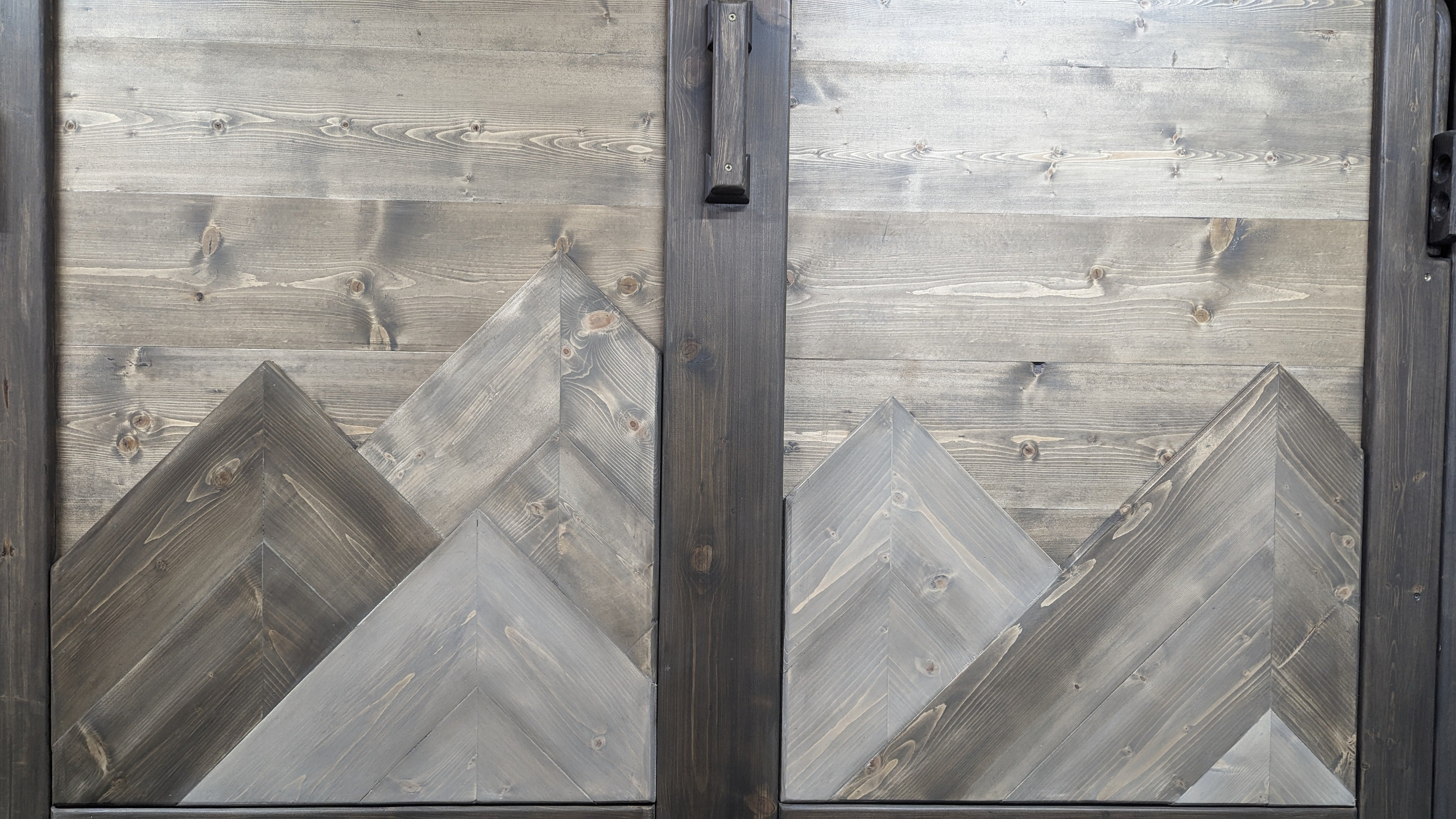 Queen Murphy Beds - Kootenay Murphy Beds